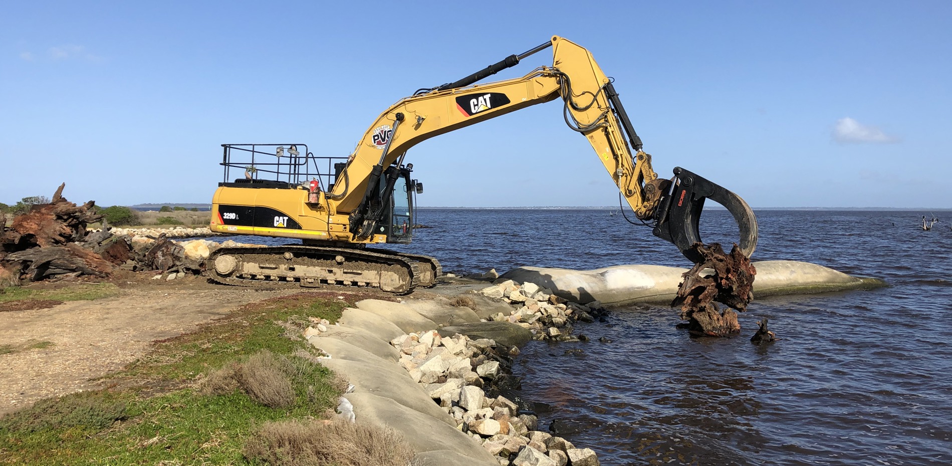 BUILDING BETTER FISH HABITATS ACROSS EAST GIPPSLAND WATERWAYS  Main Image